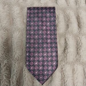 Stafford Essentials Tie Black with Purple Geo Print